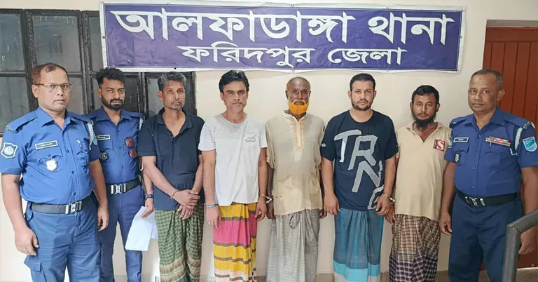 গ্রেপ্তারকৃত পাঁচ নেতা